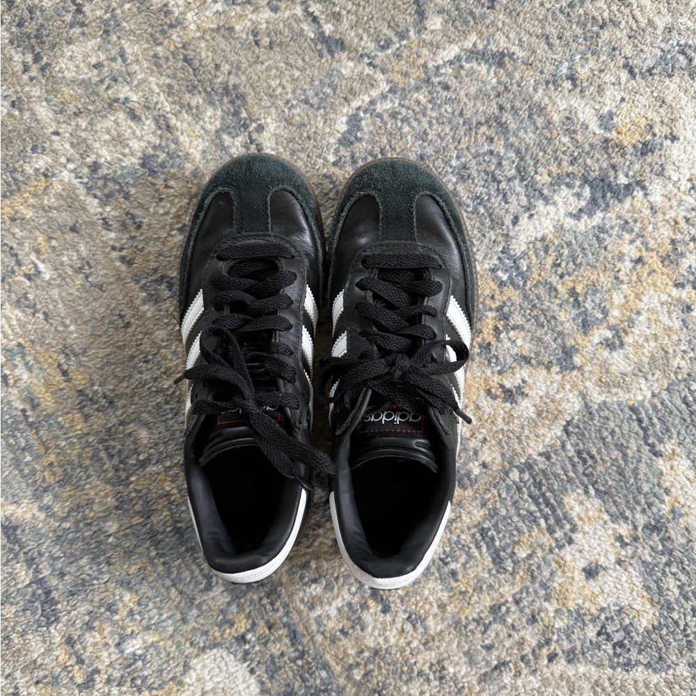 Adidas kids sambas size 2.5